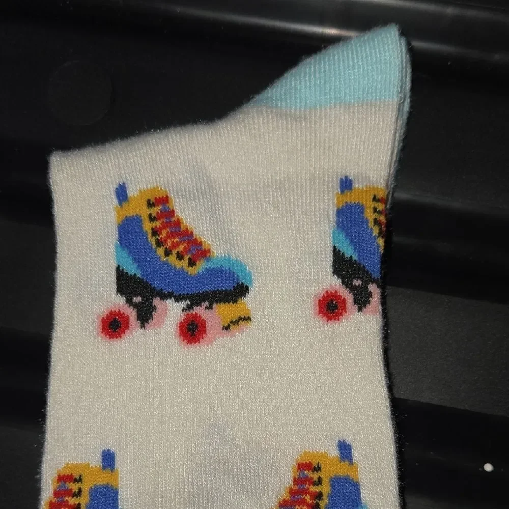 🖤5/$20🖤 Roller Skate Socks - Cream and Blue